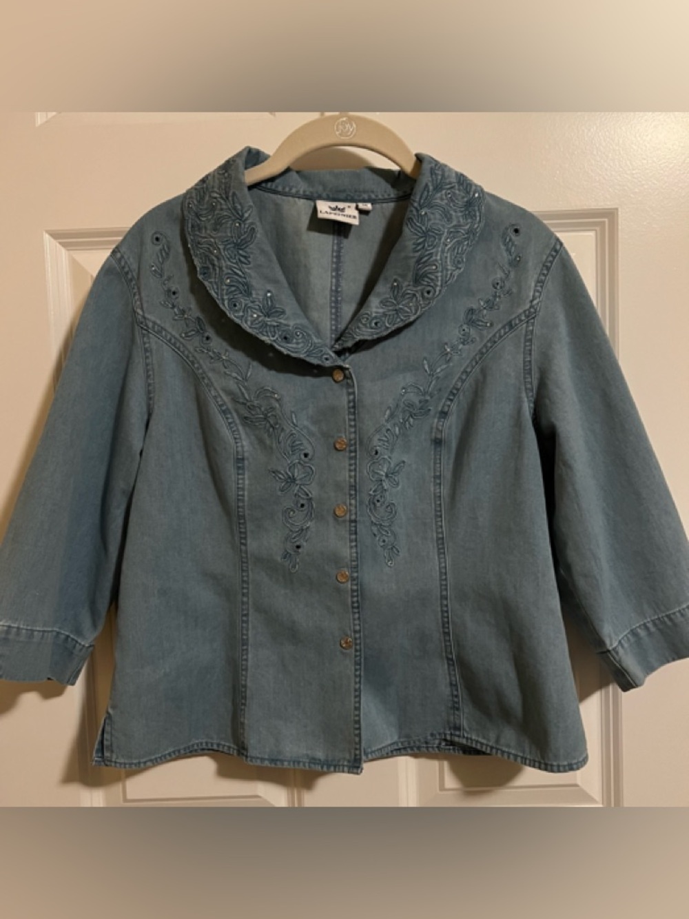 EUC LAFEI-NIER light denim top/jacket. Size M